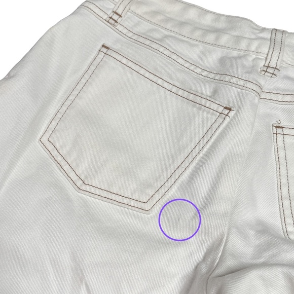 Vintage Y2K Gucci  Straight Leg Gold Accent White Jeans Womens 30" READ DESC - Picture 15 of 16